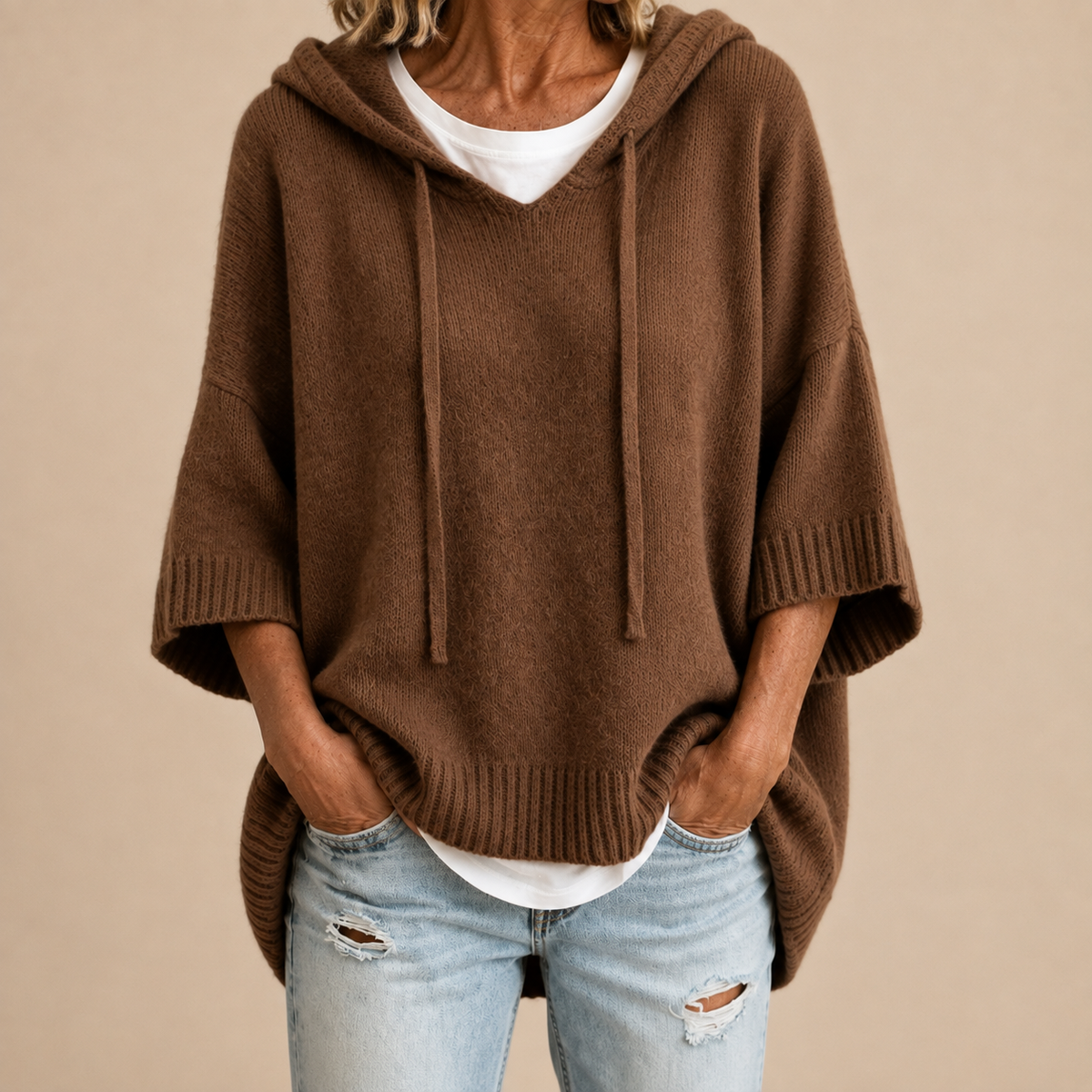 Cosette | Poncho Capuche en Maille