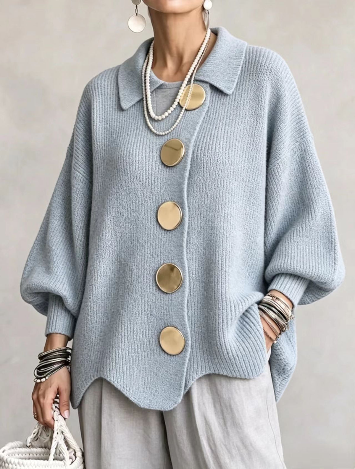 Augustine | Gilet Oversize à Col Chemise et Gros Boutons Dorés