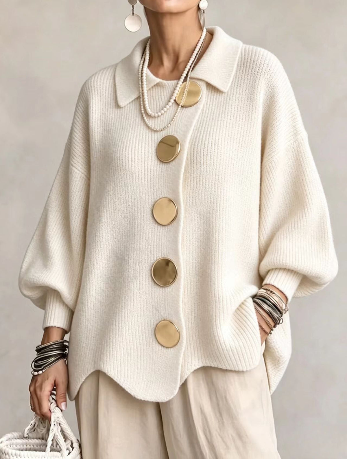 Augustine | Gilet Oversize à Col Chemise et Gros Boutons Dorés