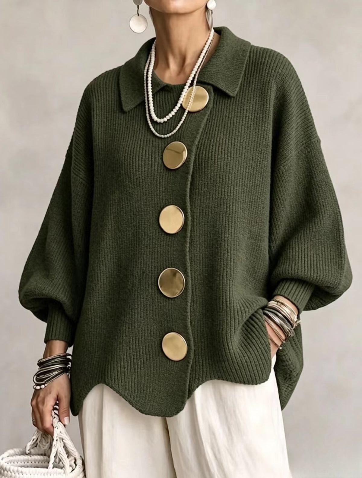 Augustine | Gilet Oversize à Col Chemise et Gros Boutons Dorés